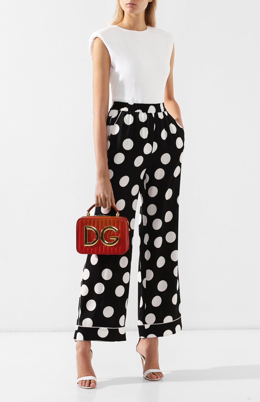 Женская сумка dg girls DOLCE & GABBANA красная цвета, арт. BB6684/AZ762 купить в ЦУМ | Фото №2 Сумка DG Girls Dolce & Gabbana красная цвета | Фото №2