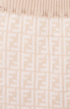 Детские брюки из хлопка и кашемира FENDI бежевого цвета по цене 16100 руб., арт. BUG008/A3TE/1M-9M | Фото 3 Детские брюки из хлопка и кашемира FENDI бежевого цвета, арт. BUG008/A3TE/1M-9M | Фото 3