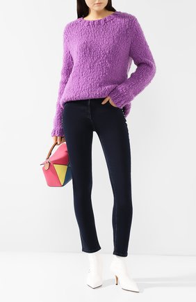 Женские джинсы-скинни VALENTINO темно-синего цвета по цене 59950 руб., арт. RB3DD07H45L | Фото 2 Женские джинсы-скинни VALENTINO темно-синего цвета, арт. RB3DD07H45L | Фото 2