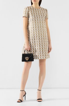 Женская сумка devotion small DOLCE & GABBANA черного цвета по цене 108500 руб., арт. BB6711/AV893 | Фото 2 Женская сумка devotion small DOLCE & GABBANA черного цвета, арт. BB6711/AV893 | Фото 2 (Материал: Натуральная кожа; Сумки-технические: Сумки через плечо, Сумки top-handle; Ремень/цепочка: На ремешке, С цепочкой; Размер: small; Женское Кросс-КТ: Вечерняя сумка; Статус проверки: Проверено, Проверена категория)