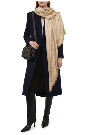Женский платок из смеси шелка и шерсти BURBERRY бежевого цвета по цене 34100 руб., арт. 8009798 | Фото 2 Женский платок из смеси шелка и шерсти BURBERRY бежевого цвета, арт. 8009798 | Фото 2
