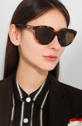 Женские коричневые солнцезащитные очки Gucci, арт. GG0419SA купить в ЦУМ | Фото №2 Солнцезащитные очки Gucci коричневые | Фото №2