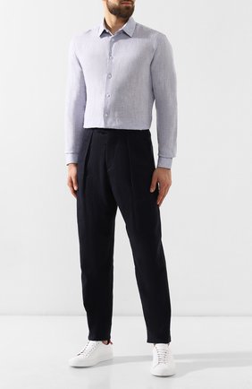 Мужская льняная рубашка GIORGIO ARMANI фиолетового цвета по цене 47700 руб., арт. 8WGCCZ97/TZ243 | Фото 2 Мужская льняная рубашка GIORGIO ARMANI фиолетового цвета, арт. 8WGCCZ97/TZ243 | Фото 2 (Материал внешний: Лен; Статус проверки: Проверено, Проверена категория; Длина (для топов): Стандартные; Рукава: Длинные; Случай: Повседневный; Воротник: Кент; Манжеты: На пуговицах; Принт: Однотонные)