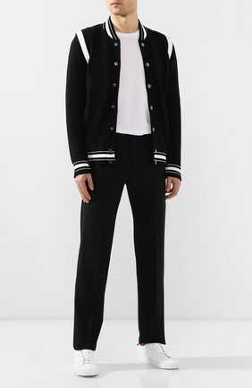 Мужские шерстяные брюки GIORGIO ARMANI черного цвета по цене 58850 руб., арт. 8WGPP001/T0075 | Фото 2 Мужские шерстяные брюки GIORGIO ARMANI черного цвета, арт. 8WGPP001/T0075 | Фото 2 (Материал внешний: Шерсть; Длина (брюки, джинсы): Стандартные; Статус проверки: Проверено, Проверена категория; Случай: Повседневный)