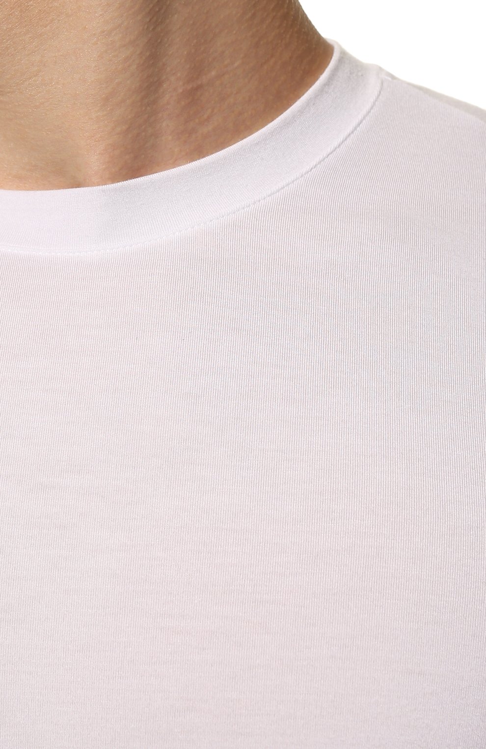 Мужская футболка из вискозы GIORGIO ARMANI белого цвета, арт. 8NST52/SJP4Z | Фото 5 (Принт: Без принта; Рукава: Короткие; Длина (для топов): Стандартные; Мужское Кросс-КТ: Футболка-одежда; Материал внешний: Вискоза; Статус проверки: Проверено, Проверена категория; Стили: Кэжуэл)