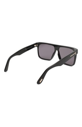 Женские солнцезащитные очки TOM FORD черного цвета по цене 24550 руб., арт. TF709 01A | Фото 3 Женские солнцезащитные очки TOM FORD черного цвета, арт. TF709 01A | Фото 3
