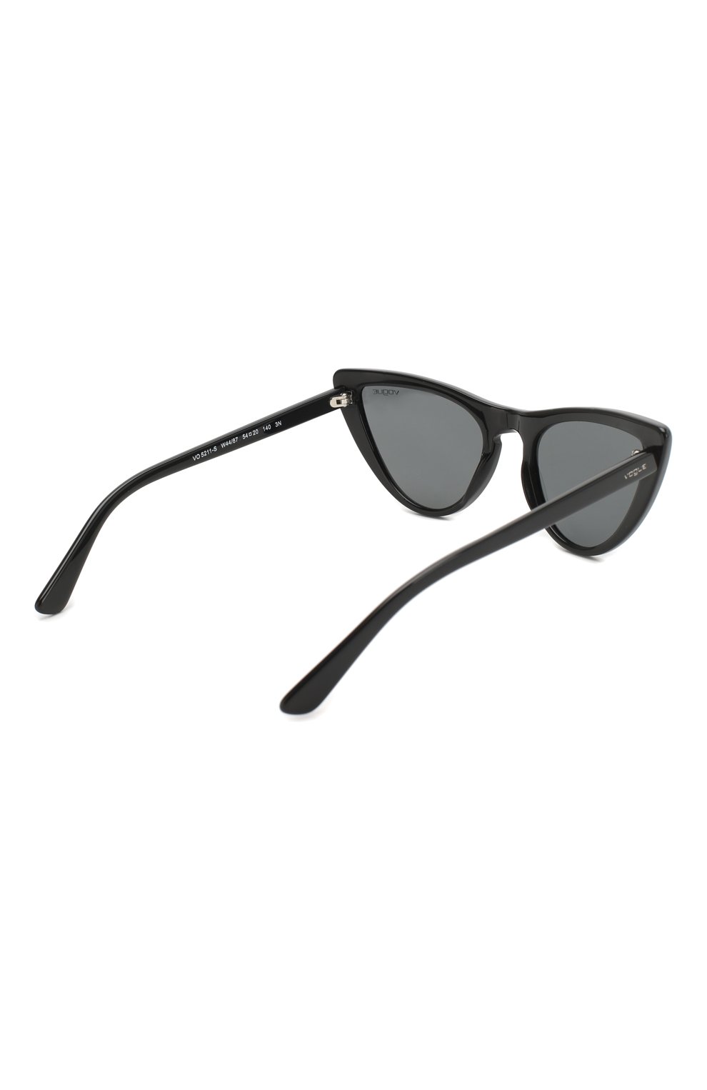 Женские солнцезащитные очки VOGUE EYEWEAR черного цвета по цене 6900 руб., арт. 5211S-W44/87 | Фото 4 Женские солнцезащитные очки VOGUE EYEWEAR черного цвета, арт. 5211S-W44/87 | Фото 4