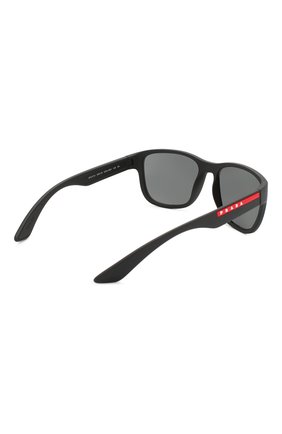 Мужские солнцезащитные очки PRADA LINEA ROSSA черного цвета по цене 13400 руб., арт. 01US-DG05S0 | Фото 3 Мужские солнцезащитные очки PRADA LINEA ROSSA черного цвета, арт. 01US-DG05S0 | Фото 3