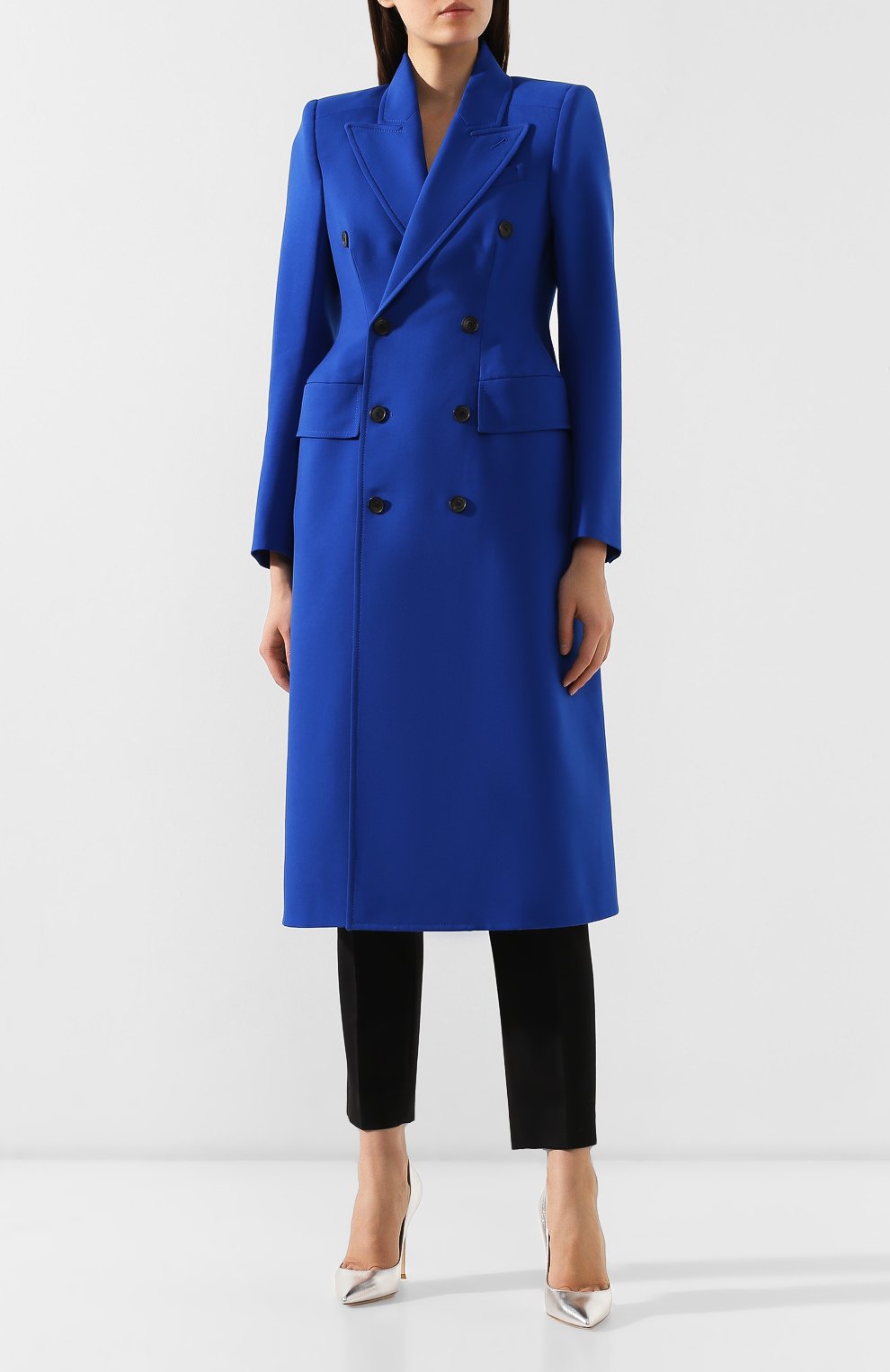 Синее двубортное пальто