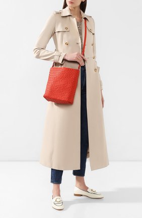 Женская сумка cabat bucket BOTTEGA VENETA оранжевая цвета, арт. 566066/VCEW3 купить в ЦУМ | Фото №2 Сумка Cabat Bucket Bottega Veneta оранжевая цвета | Фото №2