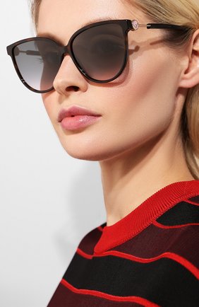 Женские солнцезащитные очки FENDI коричневого цвета по цене 18450 руб., арт. 0345 086 | Фото 2 Женские солнцезащитные очки FENDI коричневого цвета, арт. 0345 086 | Фото 2