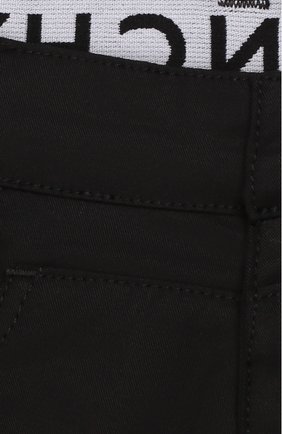 Детские хлопковые брюки GIVENCHY черного цвета по цене 13250 руб., арт. H04042/6M-18M | Фото 3 Детские хлопковые брюки GIVENCHY черного цвета, арт. H04042/6M-18M | Фото 3