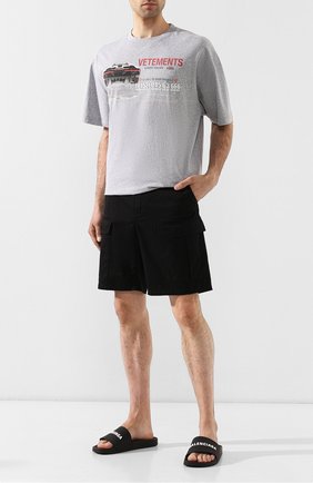 Мужские резиновые шлепанцы BALENCIAGA черного цвета по цене 20500 руб., арт. 565826/W1S80 | Фото 2 Мужские резиновые шлепанцы BALENCIAGA черного цвета, арт. 565826/W1S80 | Фото 2 (Материал внешний: Резина; Статус проверки: Проверена категория, Проверено; Материал внутренний: Текстиль)