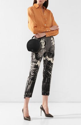 Женская сумка mica SAINT LAURENT черная цвета, арт. 516858/0K5AE купить в ЦУМ | Фото №2 Сумка Mica Saint Laurent черная цвета | Фото №2