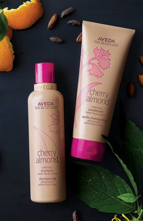 Шампунь для волос Cherry Almond | Фото №2 Шампунь для волос Cherry Almond | Фото №2