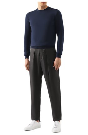 Мужской шерстяной джемпер GIORGIO ARMANI синего цвета по цене 66950 руб., арт. 8NSM01/SM01Z | Фото 2 Мужской шерстяной джемпер GIORGIO ARMANI синего цвета, арт. 8NSM01/SM01Z | Фото 2 (Рукава: Длинные; Материал внешний: Шерсть; Длина (для топов): Стандартные; Мужское Кросс-КТ: Джемперы; Статус проверки: Проверено, Проверена категория; Принт: Без принта; Вырез: Круглый)