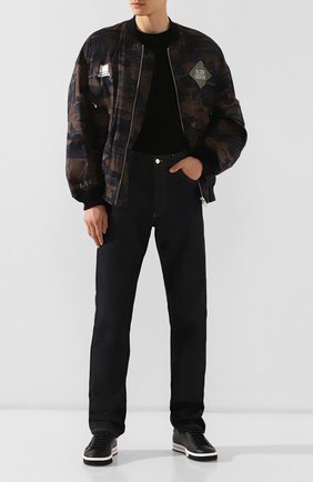 Мужские джинсы BOTTEGA VENETA темно-синего цвета по цене 35950 руб., арт. 566888/VKBC0 | Фото 2 Мужские джинсы BOTTEGA VENETA темно-синего цвета, арт. 566888/VKBC0 | Фото 2
