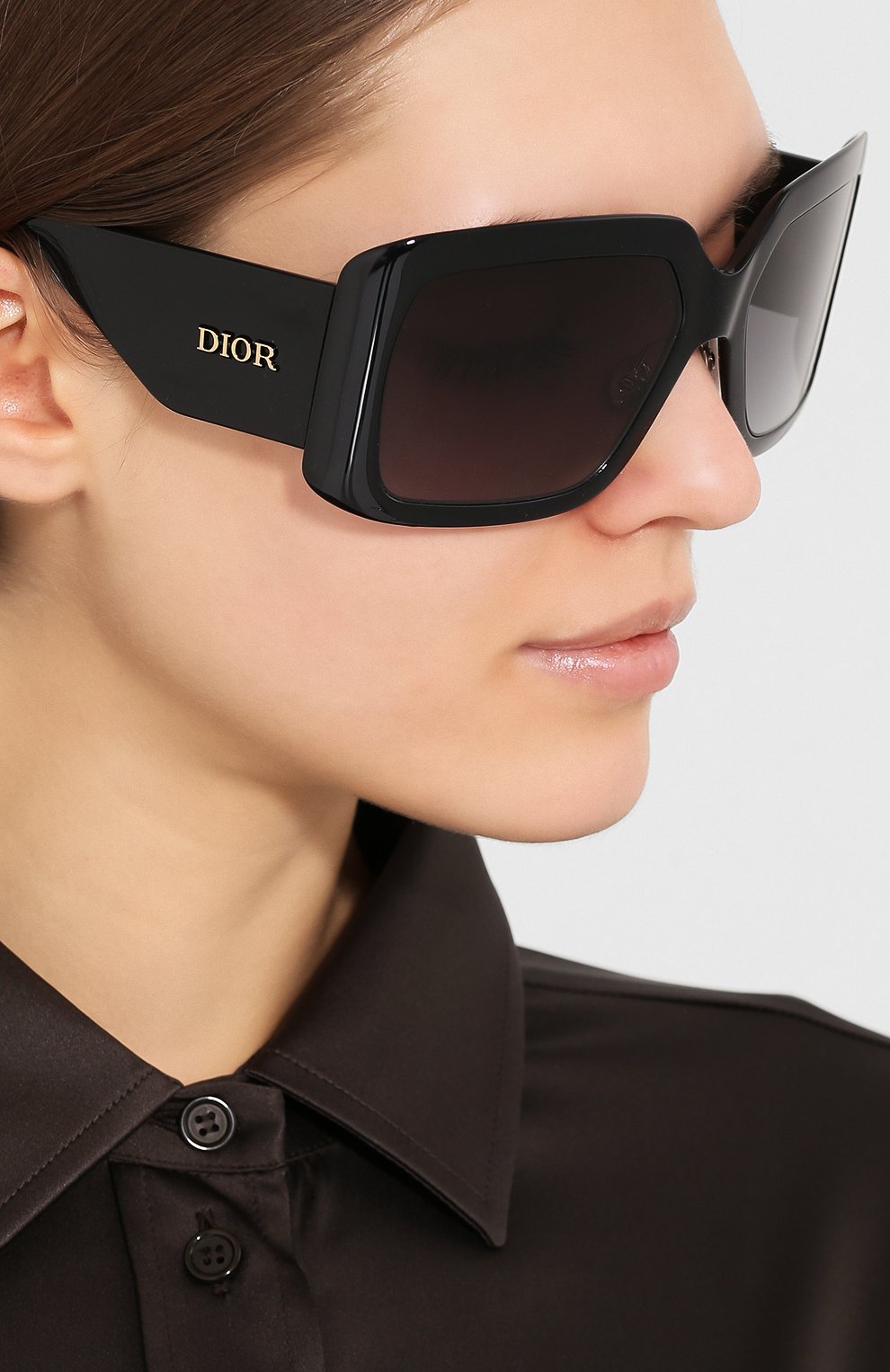 Женские солнцезащитные очки DIOR черного цвета по цене 24550 руб., арт. DI0RS0LIGHT2 807 | Фото 2 Женские солнцезащитные очки DIOR черного цвета, арт. DI0RS0LIGHT2 807 | Фото 2