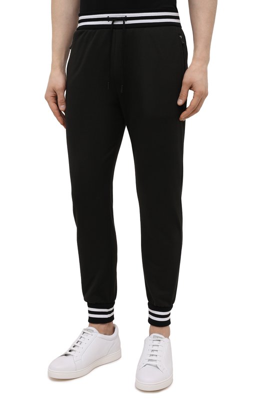 фото Спортивный костюм knt