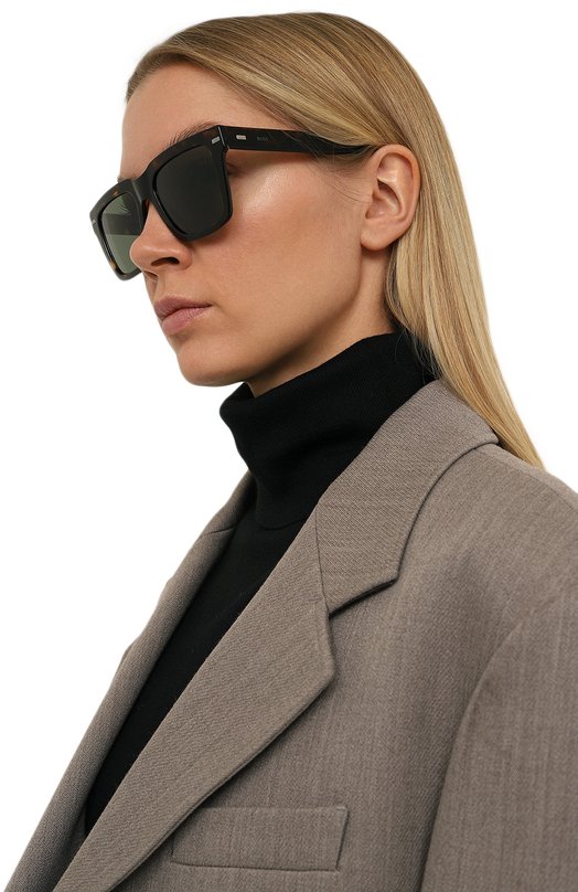 фото Солнцезащитные очки boss