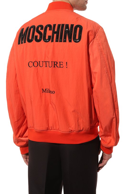 фото Утепленный бомбер moschino