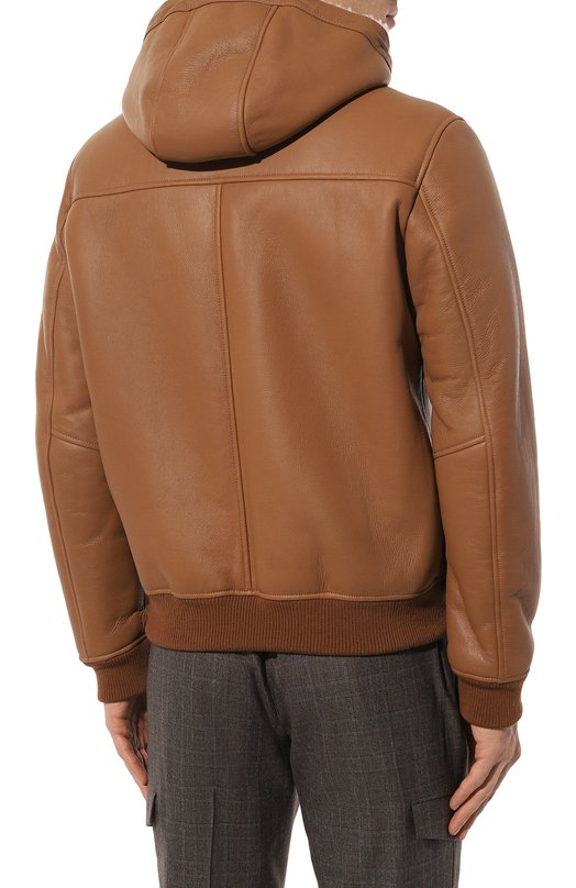 фото Кожаный бомбер must