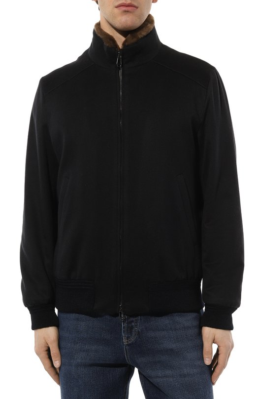 фото Бомбер с отделкой из меха нутрии must