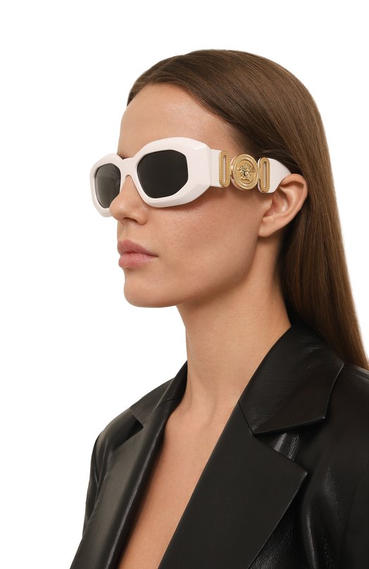 фото Солнцезащитные очки versace